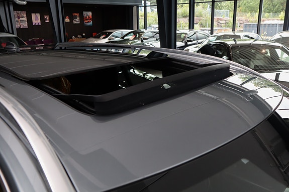 Volvo XC90 6 of 30