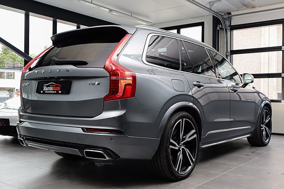 Volvo XC90 20 of 30