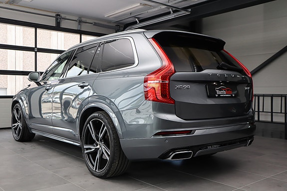 Volvo XC90 14 of 30