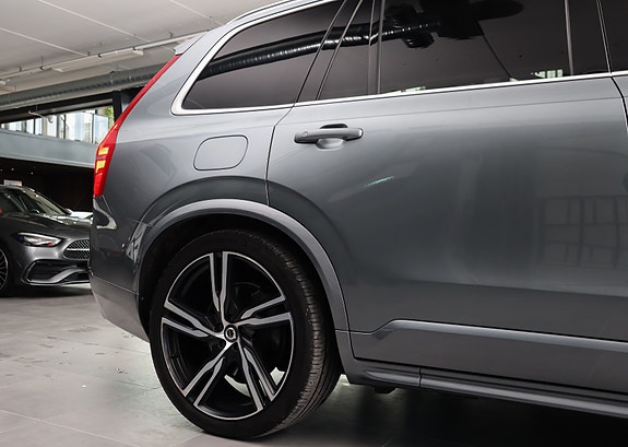 Volvo XC90 22 of 30