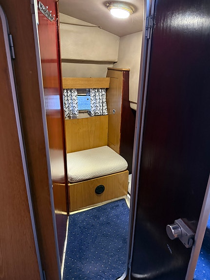Princess Riviera 30 fot, med Volvo Penta D3 2009, lugar med dør og L-kjøkken 21 of 30