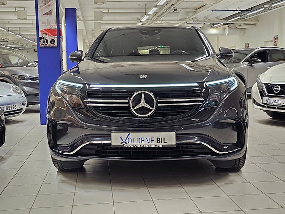 Mercedes-Benz EQC400 2 of 5