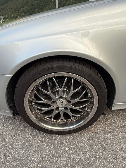 Mercedes-Benz E220 d 9 of 23