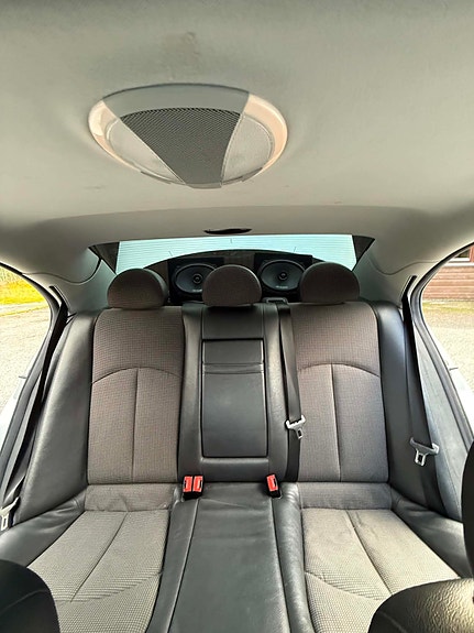Mercedes-Benz E220 d 22 of 23