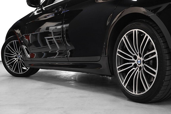 BMW 530e 11 of 30