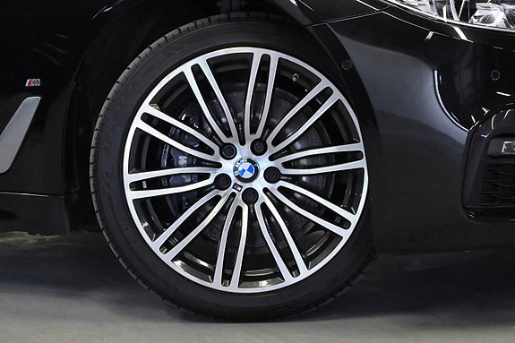 BMW 530e 5 of 5