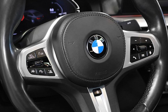 BMW 530e 13 of 30