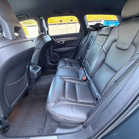 Volvo V90 23 of 30