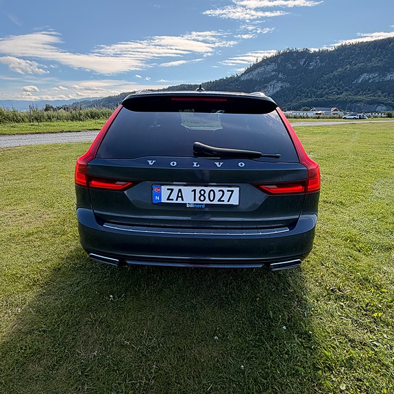 Volvo V90 4 of 30