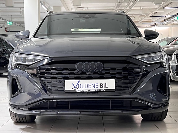 Audi Q8 e-tron 5 of 5