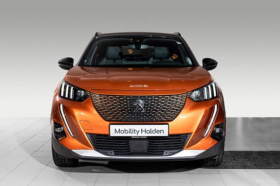 Peugeot e-2008 3 of 5