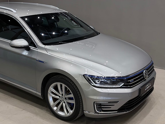 Volkswagen Passat 4 of 5