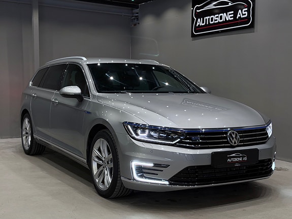 Volkswagen Passat 5 of 5