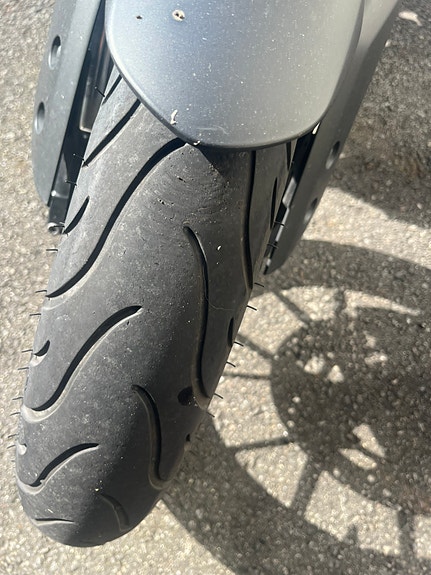 Yamaha MT-125 12 of 17