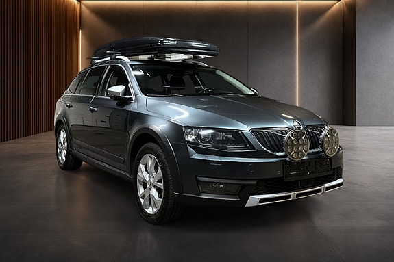 Skoda Octavia Scout 10 of 30