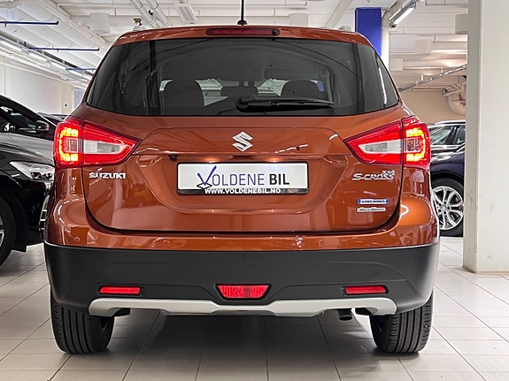 Suzuki SX4 S-Cross 5 of 5