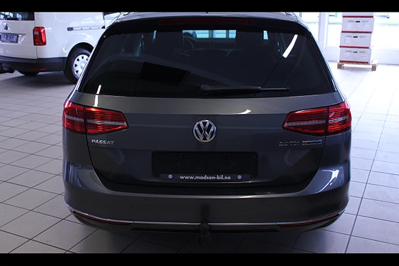 Volkswagen Passat 6 of 19