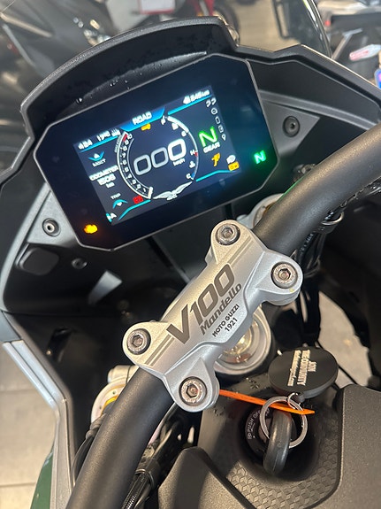 Moto Guzzi V100 Mandello S V100s , vesker Øhlins aktive støt demper 5 of 7