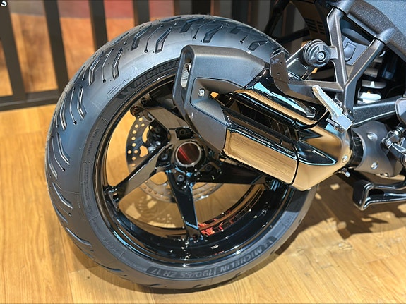 BMW R 1300 RS - Kampanje! 15.000,- i utstyr inkl. 6 of 12