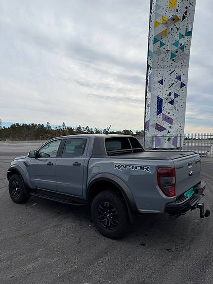 Ford Ranger Raptor 4 of 5
