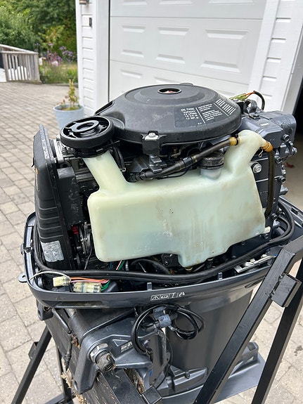 1999 Yamaha 40 M/Trim og el Start-Komplett Motor 5 of 5