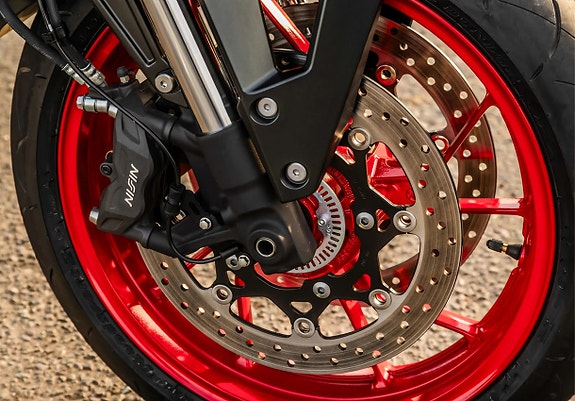 Suzuki GSX-8S KAMPANJE - Svart, Blå og Rød 6 of 20