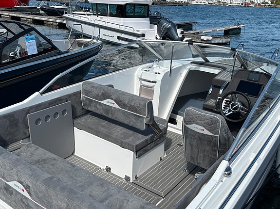 Ibiza 640 Touring 2027 Yamaha F150 bestill for levering til våren. 5 of 5