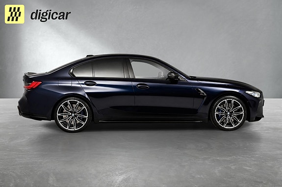 BMW M3 5 of 5