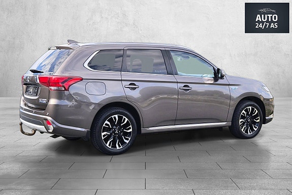 Mitsubishi Outlander 10 of 30