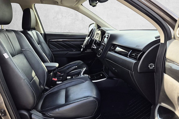 Mitsubishi Outlander 19 of 30