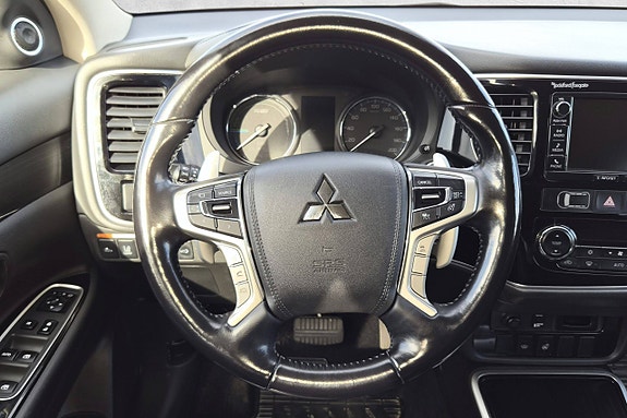 Mitsubishi Outlander 25 of 30