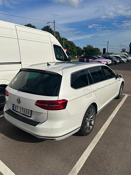 Volkswagen Passat 4 of 5