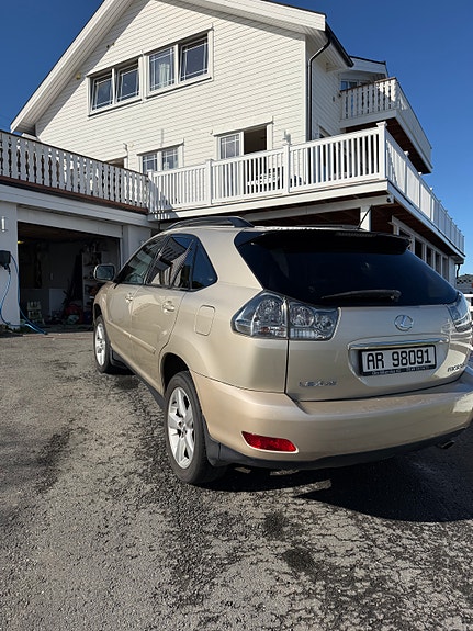 Lexus RX300 4 of 5