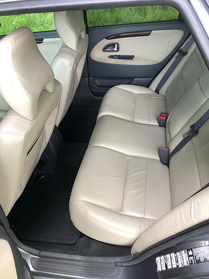 Volvo V40 16 of 24