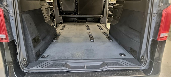 Mercedes-Benz Vito 119 26 of 30