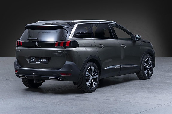 Peugeot 5008 2 of 30