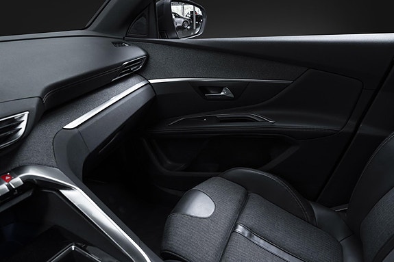 Peugeot 5008 18 of 30