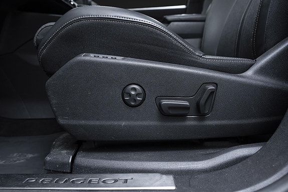 Peugeot 5008 22 of 30