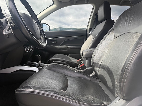 Mitsubishi ASX 12 of 18