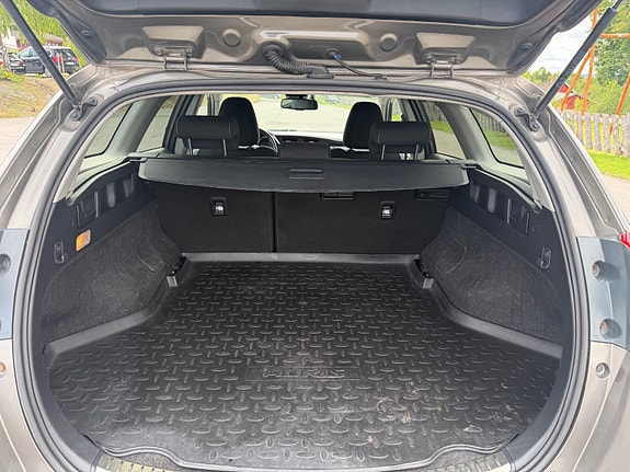 Toyota Auris 9 of 19