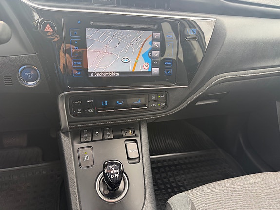 Toyota Auris 18 of 19
