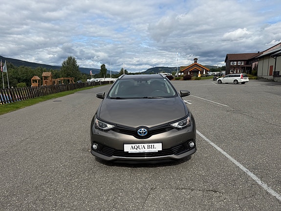 Toyota Auris 3 of 19