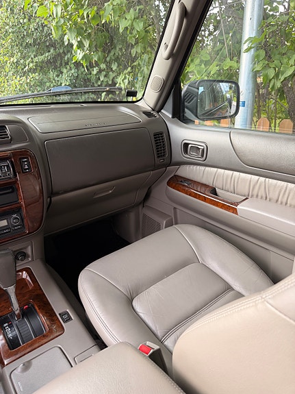 Nissan Patrol 21 of 30