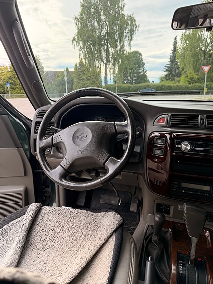 Nissan Patrol 24 of 30
