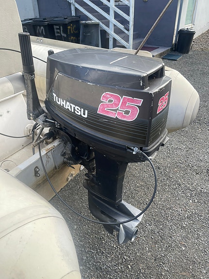 Suzumar RIB 25hk 3 of 12
