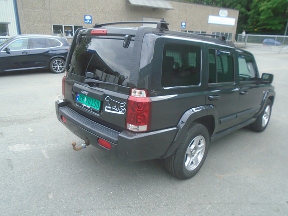 Jeep Commander 6 of 30