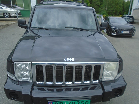 Jeep Commander 3 of 5