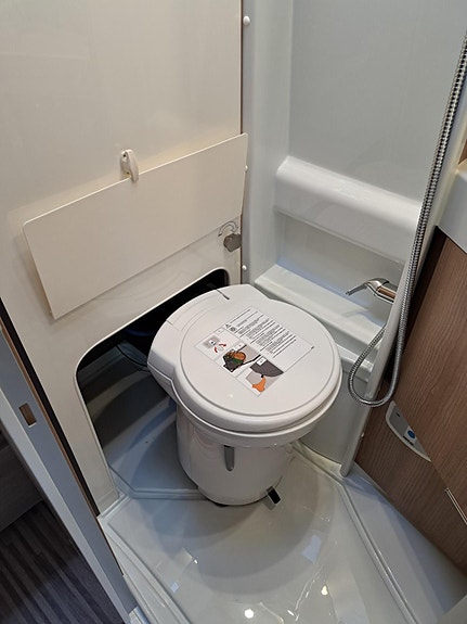 Malibu Van 640 Comfort GT Skyview / 180 HK / 9-trinns automat 28 of 30