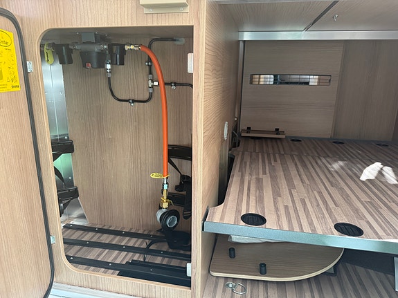 Malibu Van 640 Comfort GT Skyview / 180 HK / 9-trinns automat 9 of 30