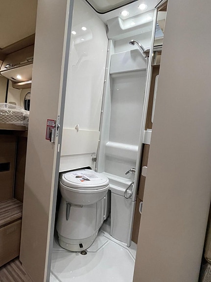 Malibu Van 640 Comfort GT Skyview / 180 HK / 9-trinns automat 24 of 30